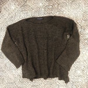 Brandy Melville Drop Shoulder Sweater OS